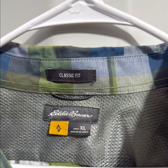 Eddie Bauer Men's Green and Blue Plaid Shirt - Picture 3 of 4